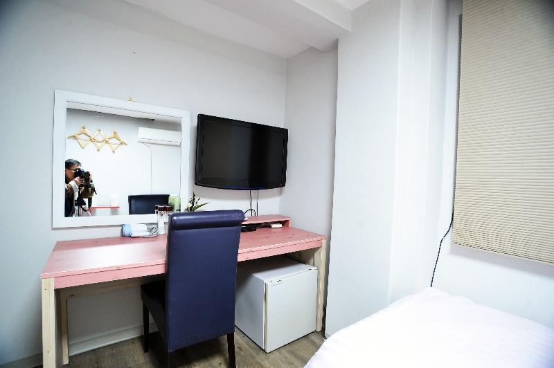 Saewha Hostel *